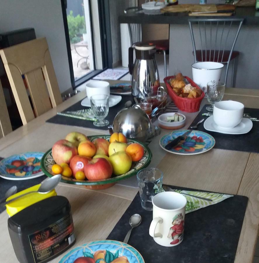L'Olivier Apartment Mornant Екстериор снимка